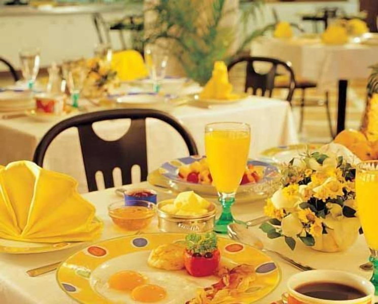 The Avenue Center Hotel, Kanayannur, India