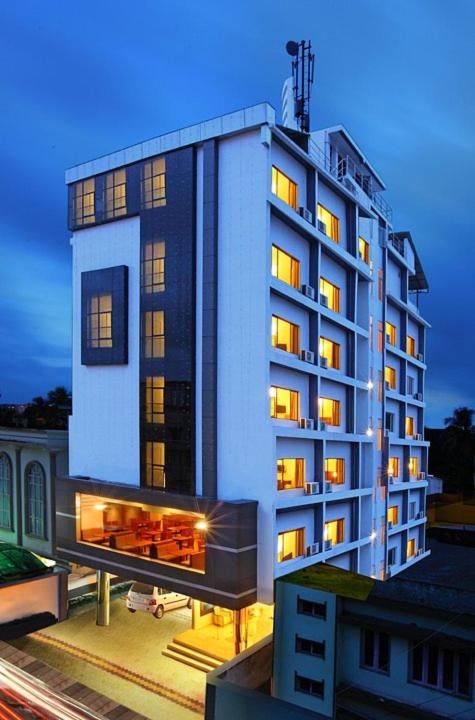 Hotel · The Senate Hotel By Addon Group, Cochin