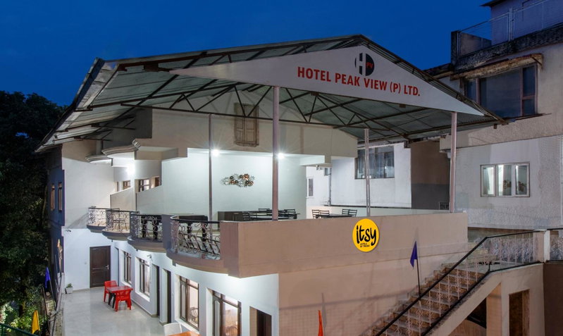 Itsy Hotels Peak View, 300 Mts From Mall Road, Mussoorie, India