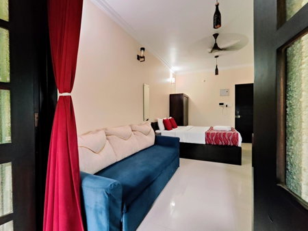 Woodside Retreat by hnh, Baga, India