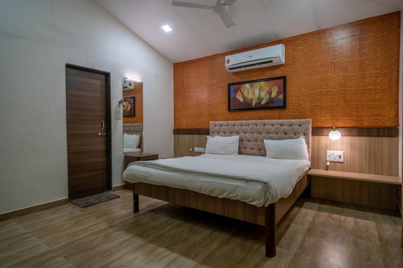 Green Velvet Resort-Near Pawna Lake, Lonavala, India