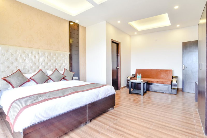 ShriGo Hotel Kaithli Hills Shimla, Shimla, India