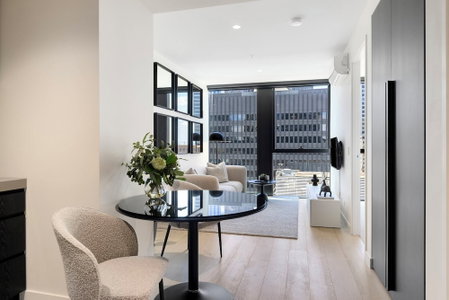 Luxuria Apartments - Collins House, Melbourne, Australia