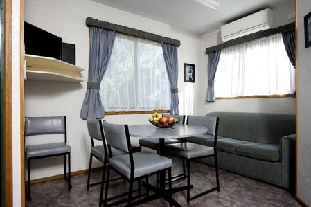 Lakes and Craters Holiday Park, Camperdown, Australia