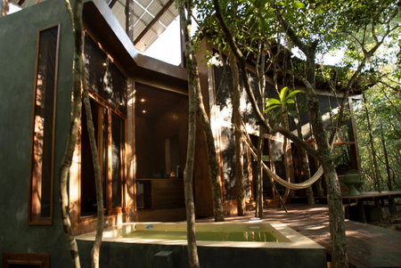 OJO DE ÁRBOL, boutique cabin in the real jungle, Tulum, Mexico
