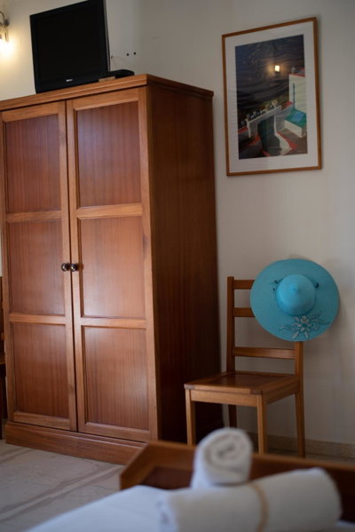 Almira Inn, Ios Chora, Greece