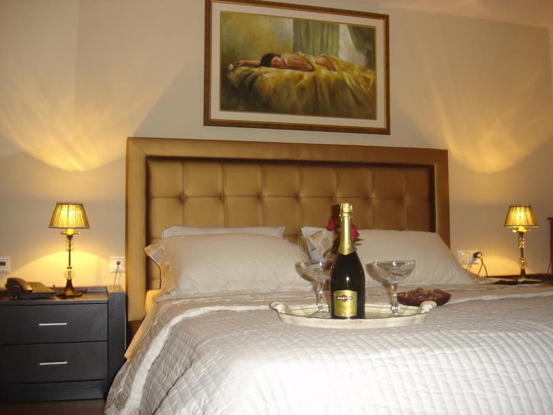 Epavlis Meteora Suites Hotel, Kalabaka, Greece