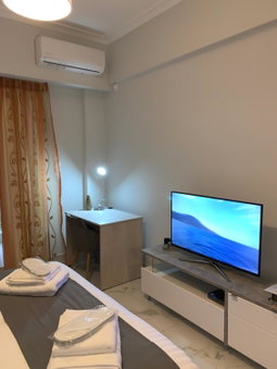 V17 Syntagma Studio, Athens, Greece