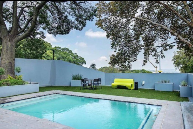Stylish Dante’s 1-bedroom condo free Wifi & Cinema, Johannesburg, South Africa