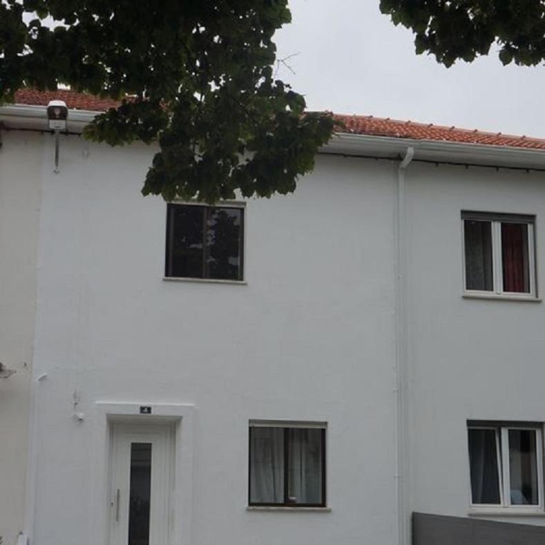 Casa das Tílias, Portugal