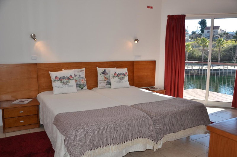 Praia das Rocas Bungalows, Castanheira de Pêra, Portugal