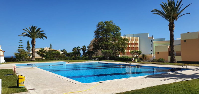 Casa Angela, 180m from the beach, Porches, Portugal