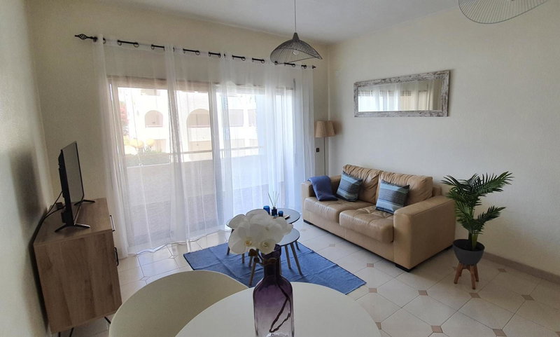 Casa Angela, 180m from the beach, Porches, Portugal