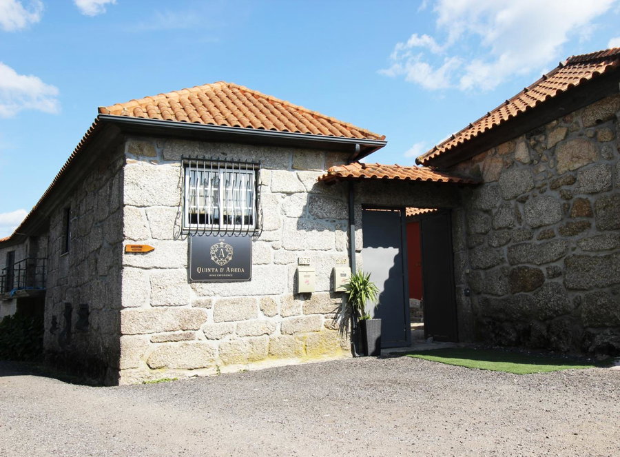Quinta d'Areda Wine&Pool Experience, Fafe, Portugal