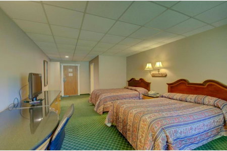 THE VICTORIAN MOTEL AND RV PARK by Capital O, Grand Forks, Canada