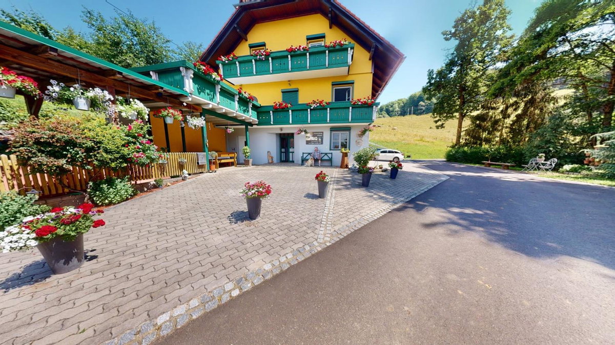 Hotel · Ferienwohnung Kleissner, Großklein