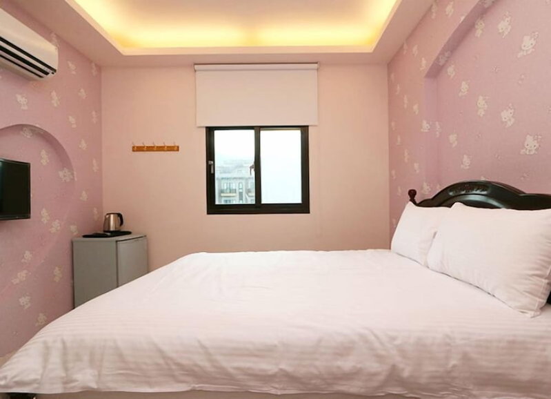 Meet Love at Pacific Ocean Turtle Island B&B, Toucheng, Taiwan