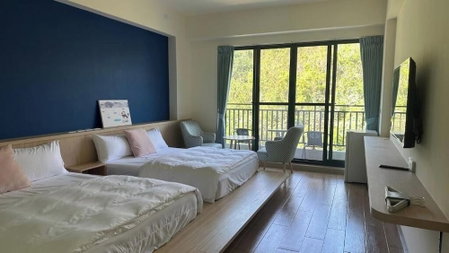 Polar bear bnb, Liuqiu, Taiwan
