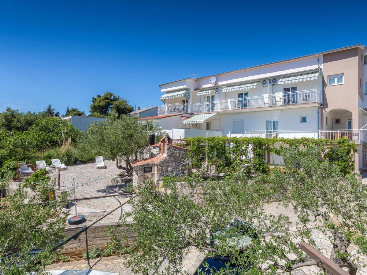 Hotel · Apartments Antea & Magdalena, Pirovac