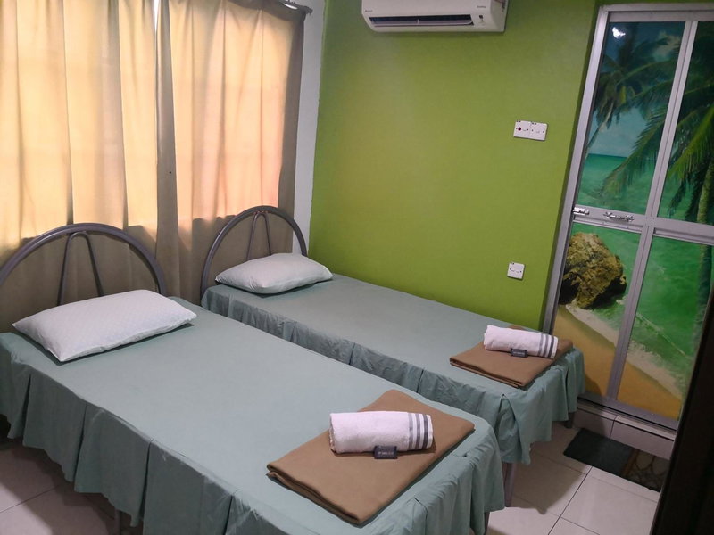 Midah lnn Puchong, Shah Alam, Malaysia