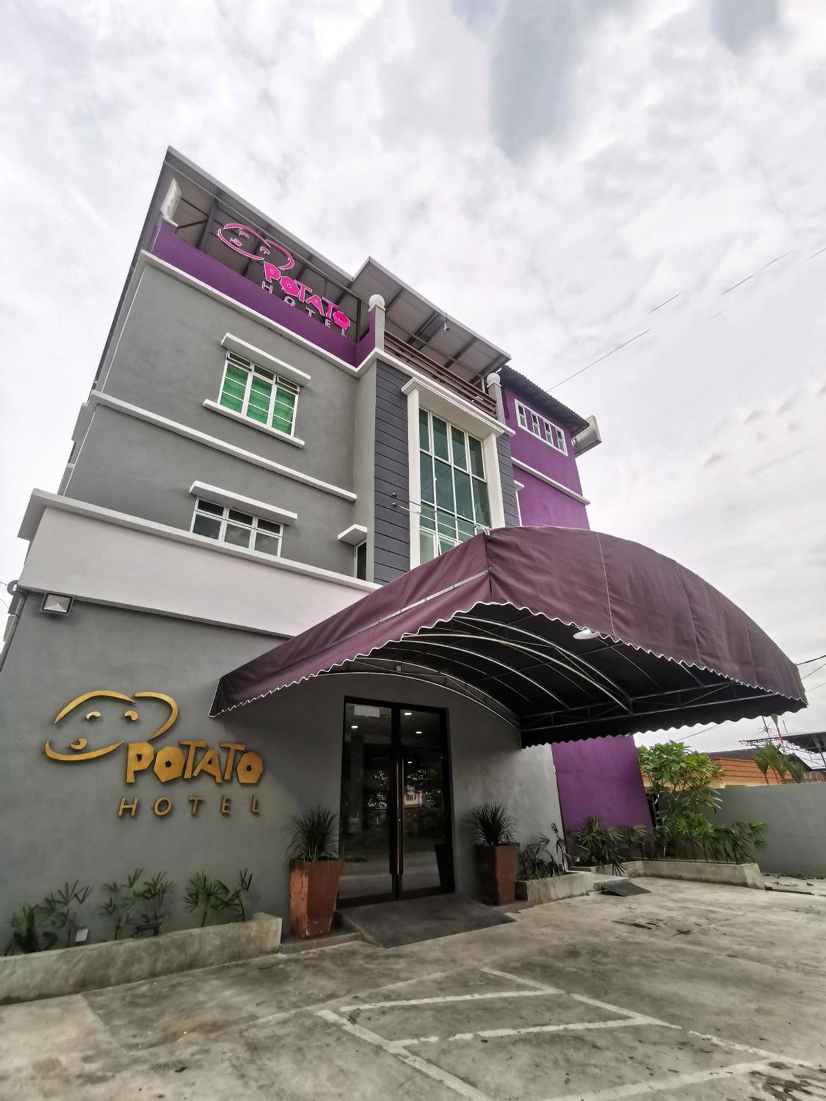 Potato Hotel, Malaysia