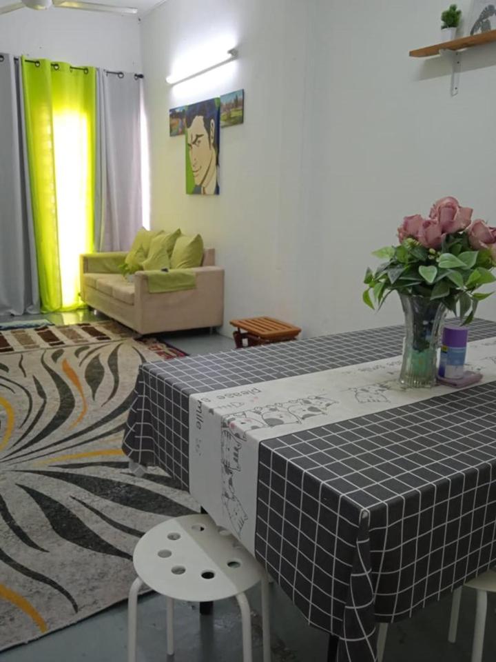 Budget Homestay Impiana Adril, Malaysia