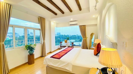2 mins to Ho Guom LA MANDARINA HOTEL, Hanoi, Vietnam