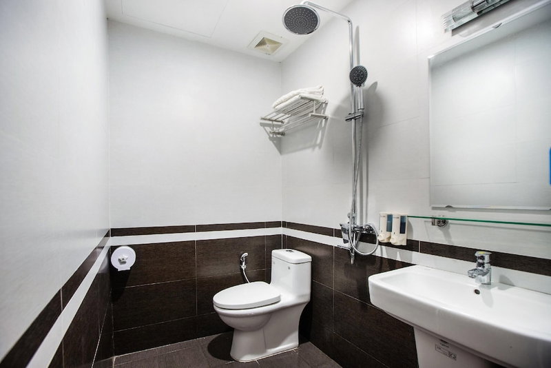 Giao Thong Hotel, Hanoi, Vietnam
