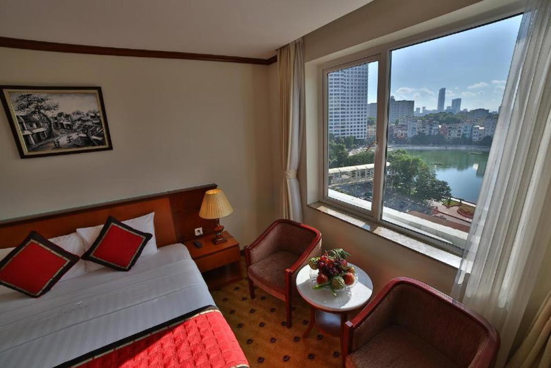 Sunny 1 Hotel HN - by BAY LUXURY, Hanoi, Vietnam