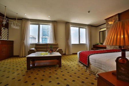 Sunny 1 Hotel HN - by BAY LUXURY, Hanoi, Vietnam