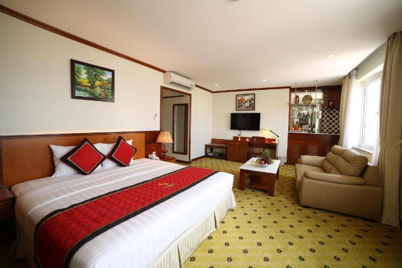 Sunny 1 Hotel HN - by BAY LUXURY, Hanoi, Vietnam