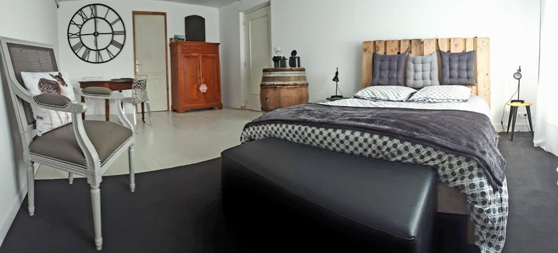 Chambre au tonneau, Fleurie, France
