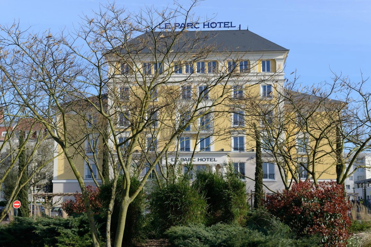 Plessis Parc Hôtel, France