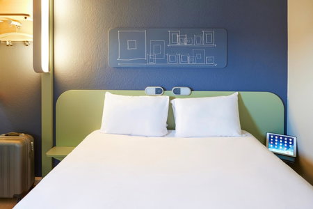 ibis budget Valenciennes Petite-Forêt, Petite Forêt, France