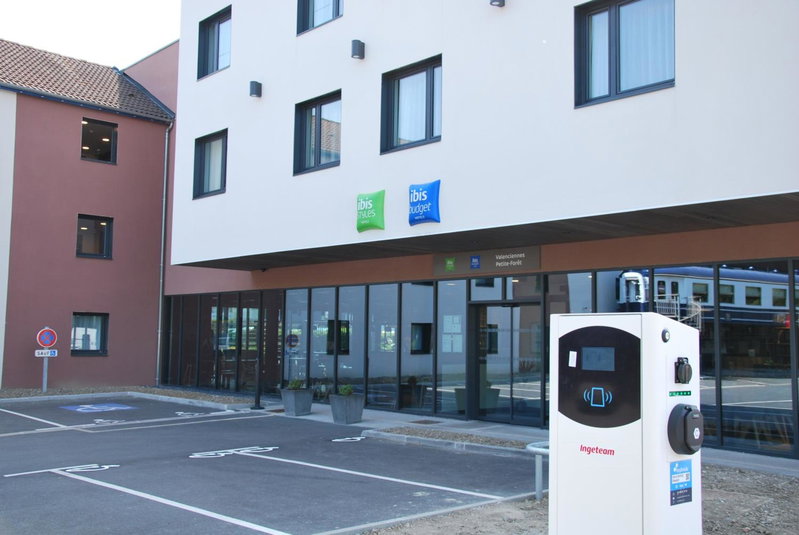ibis budget Valenciennes Petite-Forêt, Petite Forêt, France