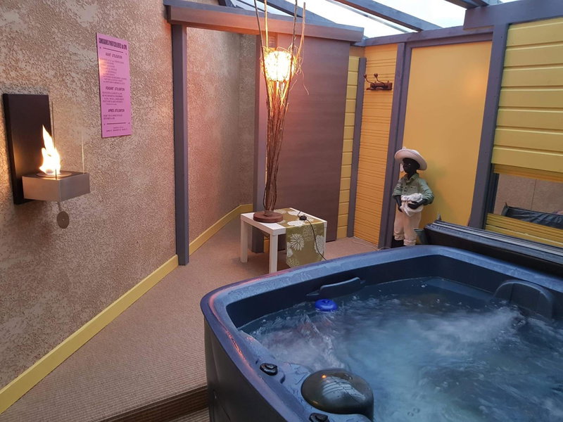 Le Domaine de Charline de 1 à 35 personnes, Issel, France