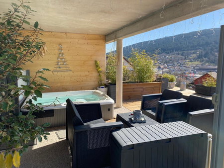 AU NID COSY D'ISA A GERARDMER VOSGES - Spas privatifs, Gérardmer, France