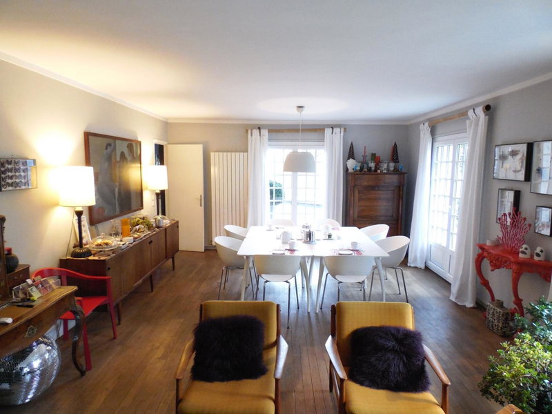 Bed & Breakfast La Clepsydre, Fontenay-aux-Roses, France