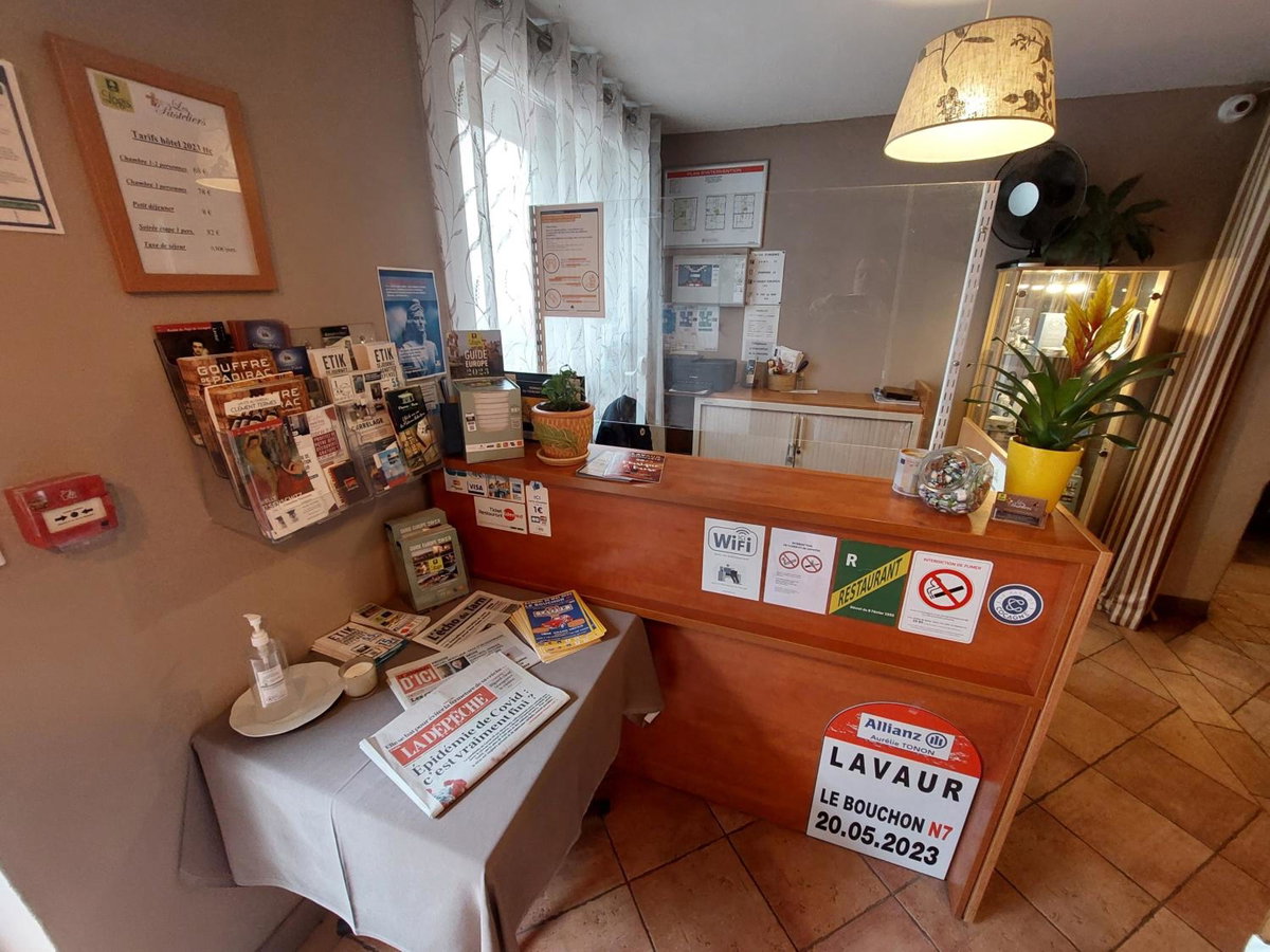Logis Hôtel - Les Pasteliers, France