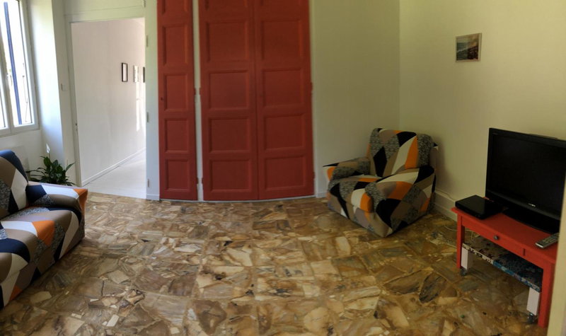 Chambres individuelles avec partie commune ou logement entier si disponible Via Rhôna, Vulbens, France