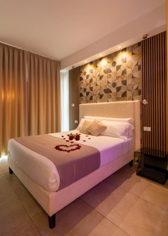 AlbaDea Suites&Jacuzzi, Rome, Italy