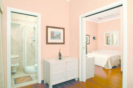 Colosseo Studio Suite, Rome, Italy