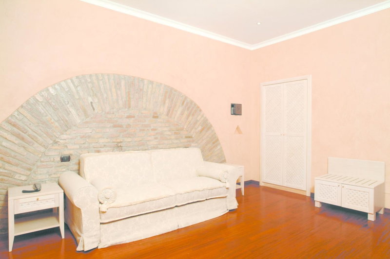 Colosseo Studio Suite, Rome, Italy
