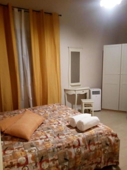 Vesuviane 'E Belle 'Mbriane B&B, Naples, Italy