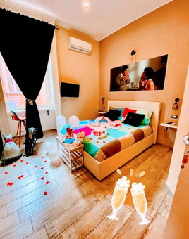 Artisti Sustinea Rooms, Naples, Italy