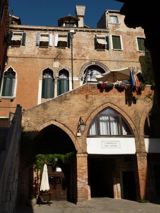 Palazzo Lion Morosini - Check in presso Locanda Ai Santi Apostoli, Venice, Italy