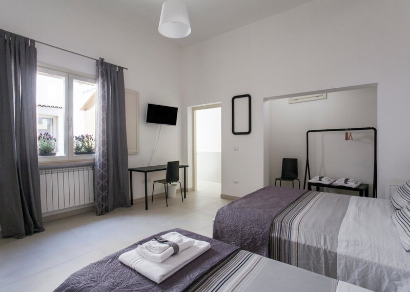 Last Minute Rooms Lecce, Lecce, Italy