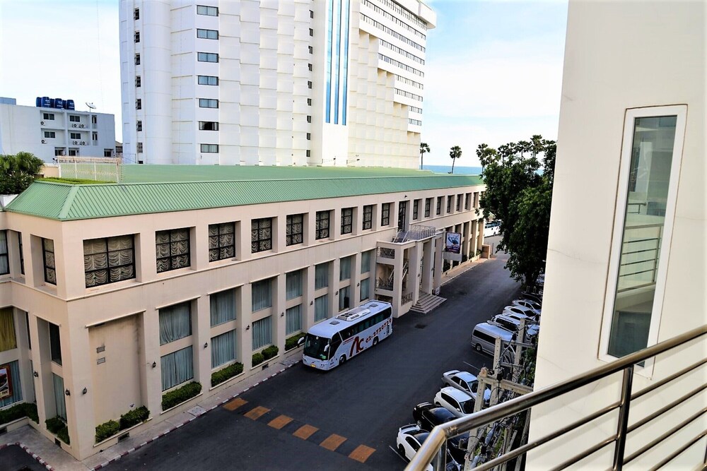 Hotel · Plaza Residence Jomtien Beach - Large Studio Condo, Pattaya