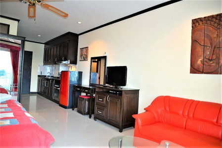 Plaza Residence Jomtien Beach - Large Studio Condo, Pattaya, Thailand