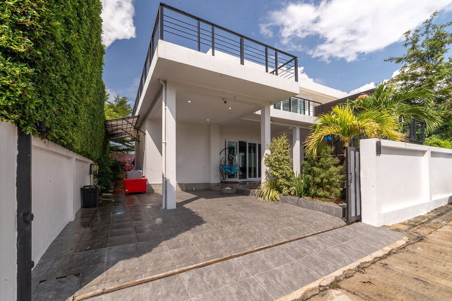Luxury and Playful 5 Bed Pool Villa - CC, Sattahip, Thailand